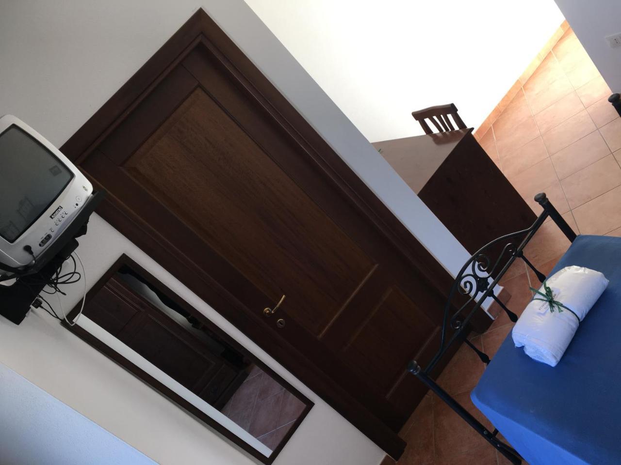 Hotel Bed Sandalia Badesi Exterior photo